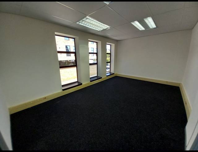 277M² OFFICE TO LET IN HURLINGHAM